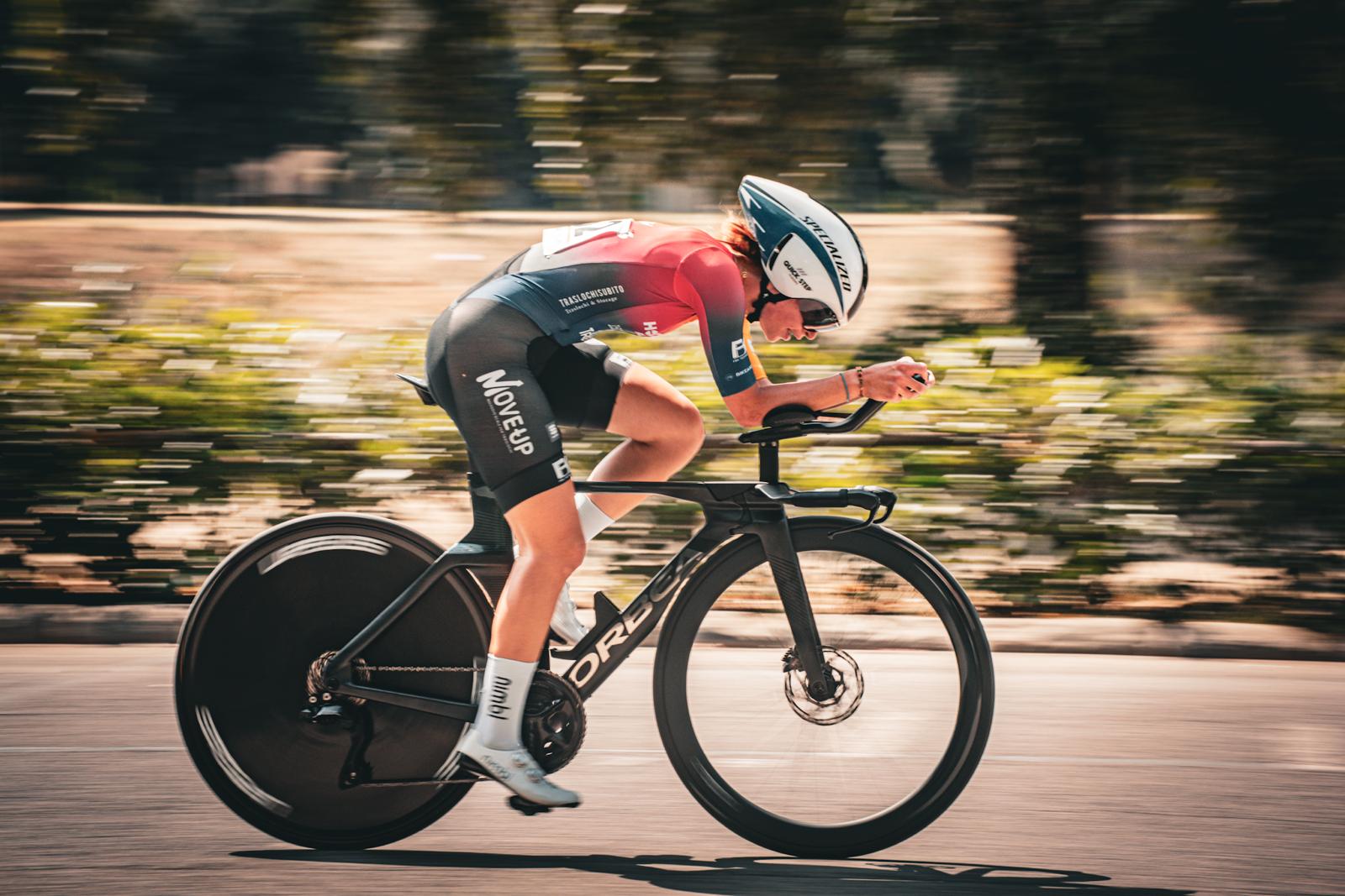 Cronometro di carattere per le atlete di Horizons Cycling Club a Firenze
